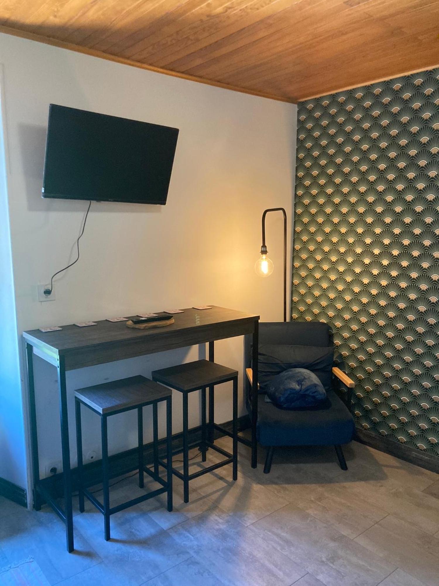 Studio Le Pigeonnier Tallard Esterno foto